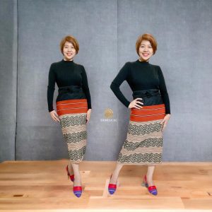 Sarung lilit tenun NTT